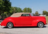 1940 Ford DeLuxe Convertible Red 3