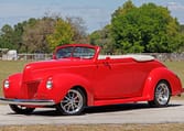1940 Ford DeLuxe Convertible Red 1