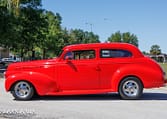 1940 Chevrolet Master DeLuxe Red 4