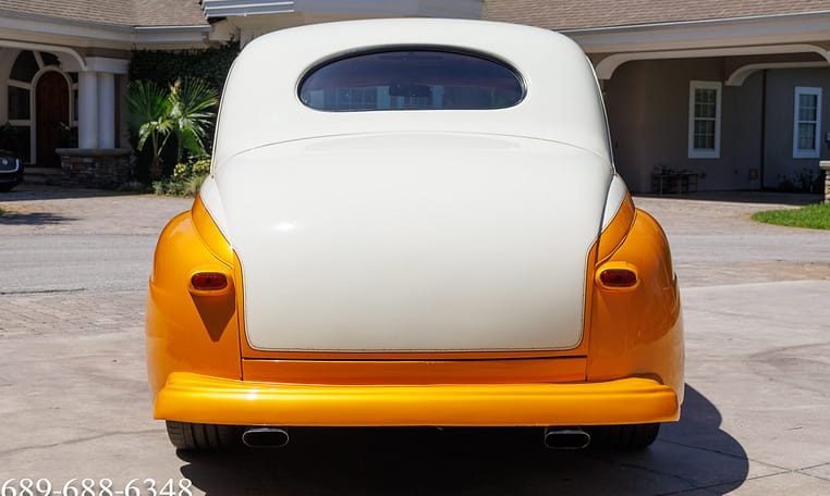 1948 Ford Coupe 15