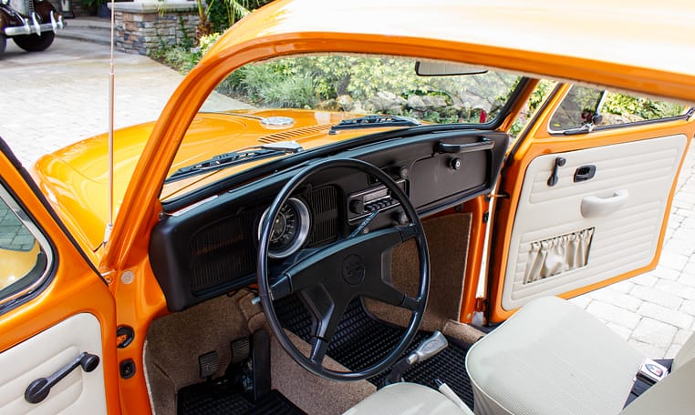 1972 Volkswagen VW Super Beetle Impora orange restored 1600cc 4 speed manual sun roof 64
