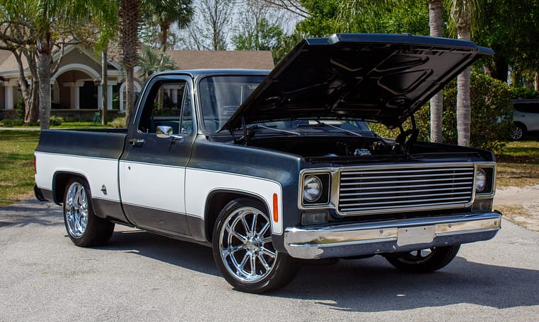 1977 Chevy C 10 Shortbed 305 SBC Power Steering 65