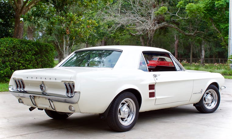 1966 Ford Mustang White 14