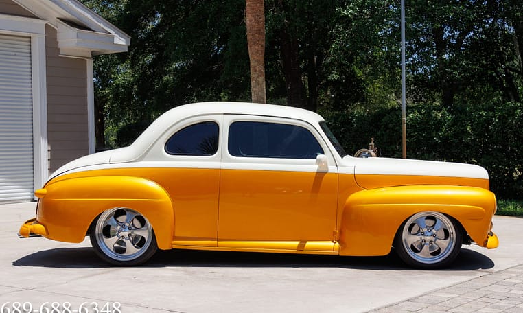 1948 Ford Coupe 8
