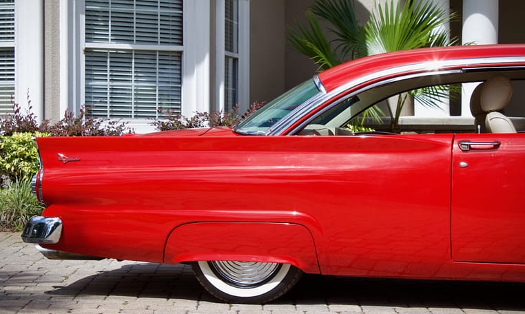 1956 Ford Customline Victoria Red 13