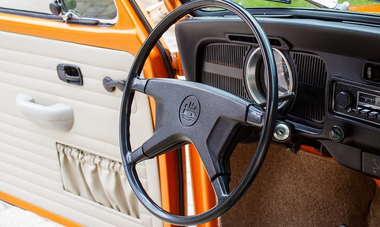 1972 Volkswagen VW Super Beetle Impora orange restored 1600cc 4 speed manual sun roof 69
