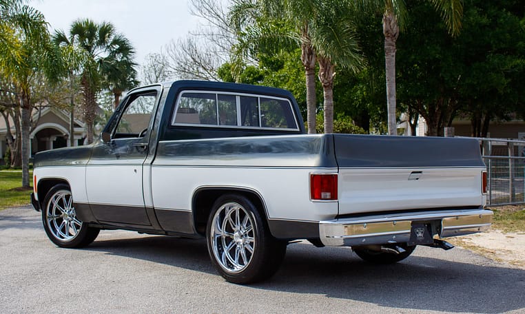 1977 Chevy C 10 Shortbed 305 SBC Power Steering 60