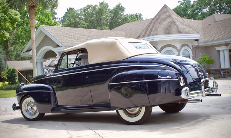1941 Ford Super Deluxe Convertible Blue 8
