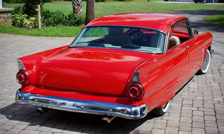 1956 Ford Customline Victoria Red 18