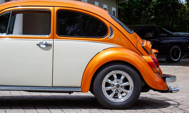 1972 Volkswagen VW Super Beetle Impora orange restored 1600cc 4 speed manual sun roof 12