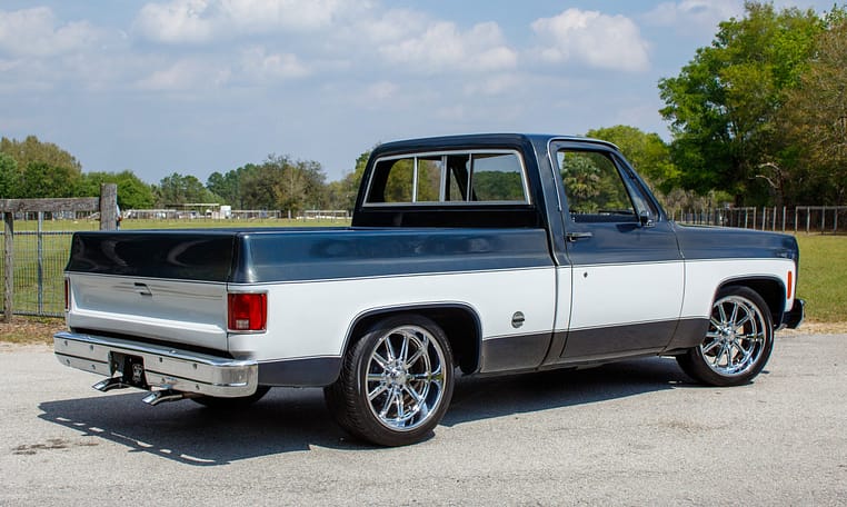 1977 Chevy C 10 Shortbed 305 SBC Power Steering 40