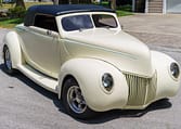 1939 Ford Deluxe convetible street rod glass body 5 7L 350 V8 5