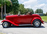 1932 Ford Deuce Cabriolet glass body street rod supercharged 11