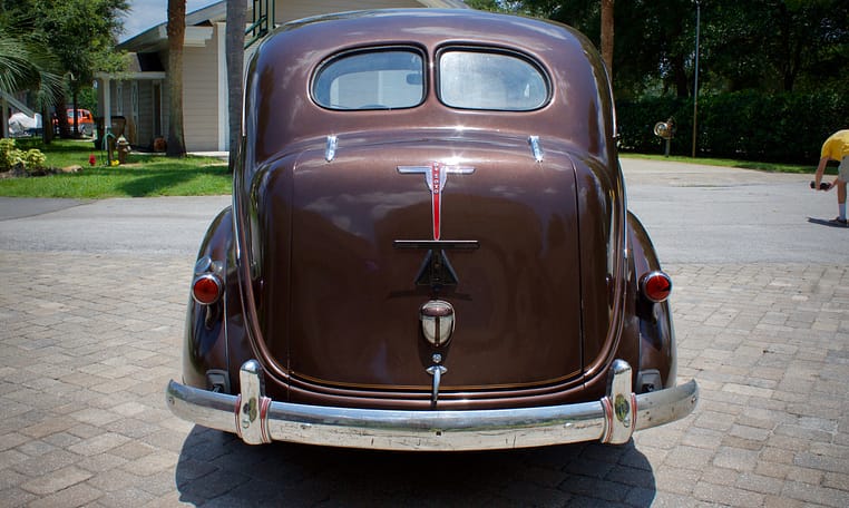 1938 DeSoto Touring Sedan Brown 21