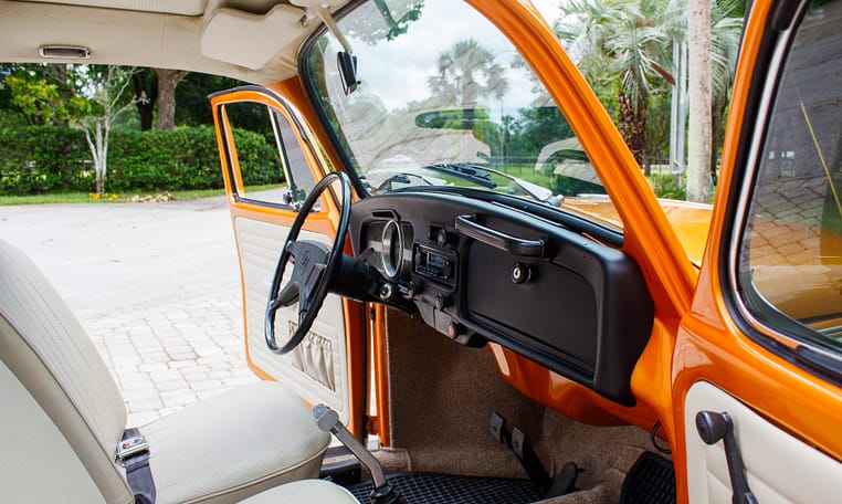 1972 Volkswagen VW Super Beetle Impora orange restored 1600cc 4 speed manual sun roof 68