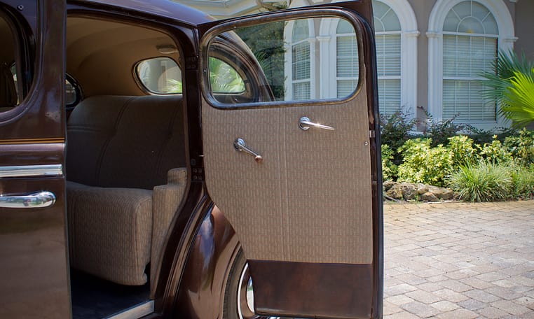 1938 DeSoto Touring Sedan Brown 38