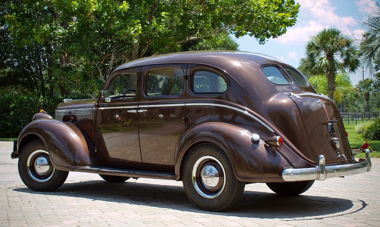 1938 DeSoto Touring Sedan Brown 17
