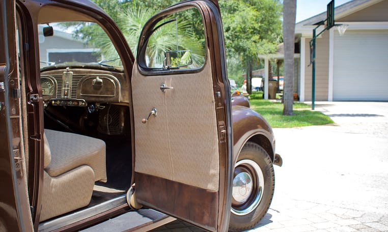 1938 DeSoto Touring Sedan Brown 37