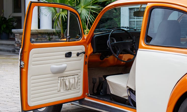 1972 Volkswagen VW Super Beetle Impora orange restored 1600cc 4 speed manual sun roof 57