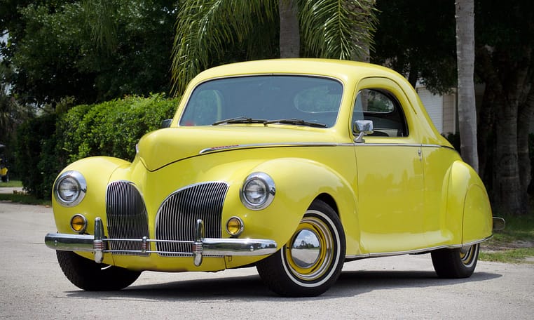 1941 Lincoln Zephyr Coupe Yellow 7