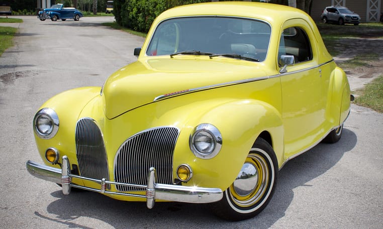1941 Lincoln Zephyr Coupe Yellow 6