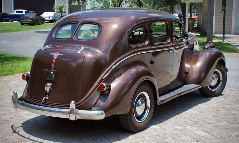 1938 DeSoto Touring Sedan Brown 23