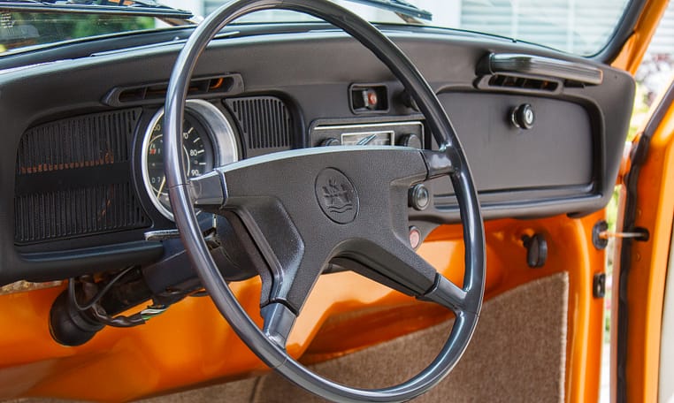 1972 Volkswagen VW Super Beetle Impora orange restored 1600cc 4 speed manual sun roof 71