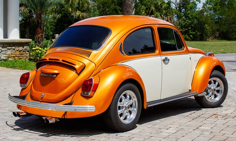 1972 Volkswagen VW Super Beetle Impora orange restored 1600cc 4 speed manual sun roof 24