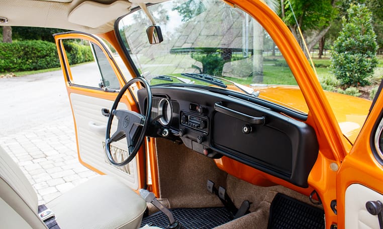 1972 Volkswagen VW Super Beetle Impora orange restored 1600cc 4 speed manual sun roof 67